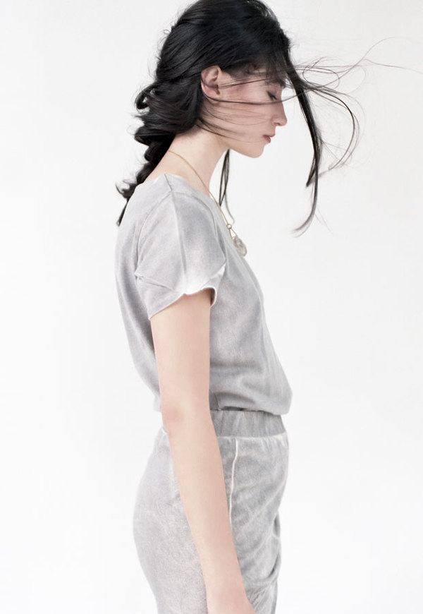 Vestige Premium Tee - Origami Vestige Premium Tee - Origami