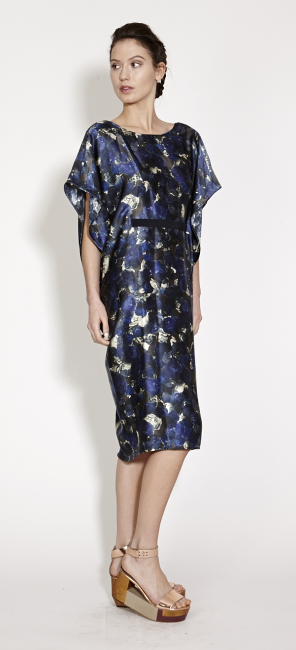 TiA CiBANi Billow draped sides Kaftan w/ ribbon belt TiA CiBANi Billow draped sides Kaftan w/ ribbon belt