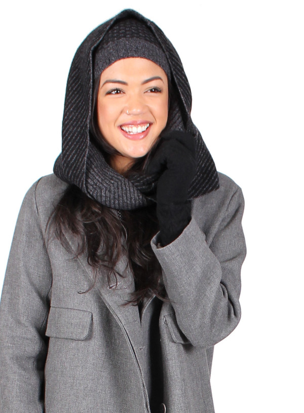 Quinn Jacquard Snood in Black Quinn Jacquard Snood in Black