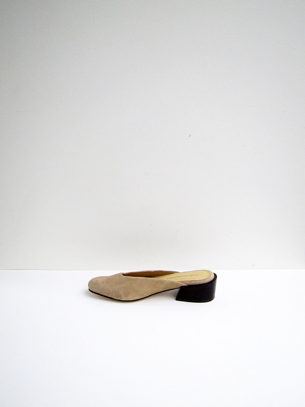 Mari Giudicelli Leblon Mule, Areia Suede Mari Giudicelli Leblon Mule, Areia Suede