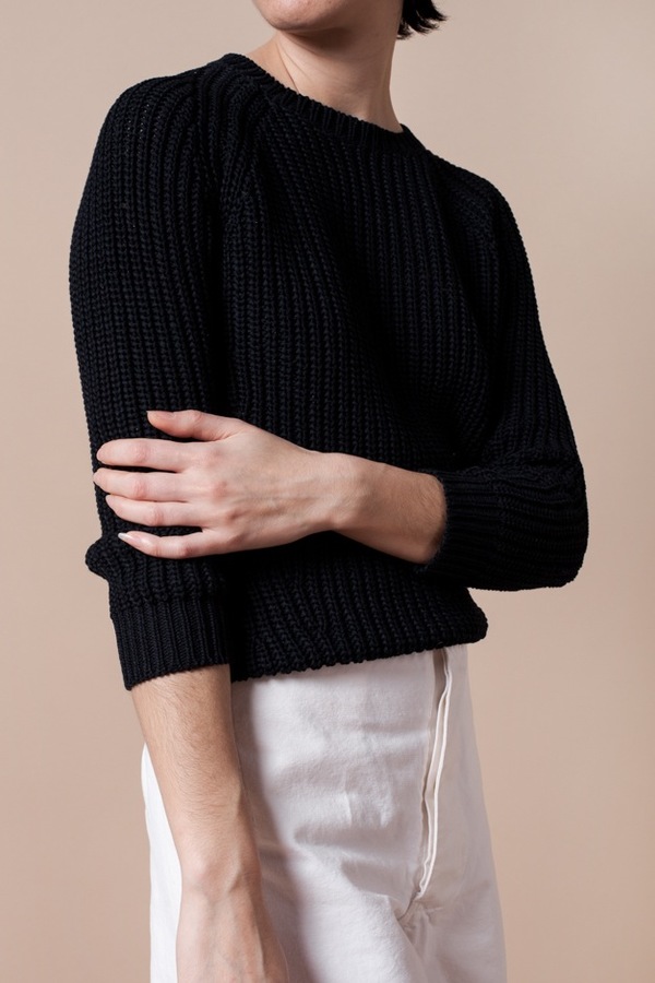 Demy Lee Nao Sweater-Navy Demy Lee Nao Sweater-Navy