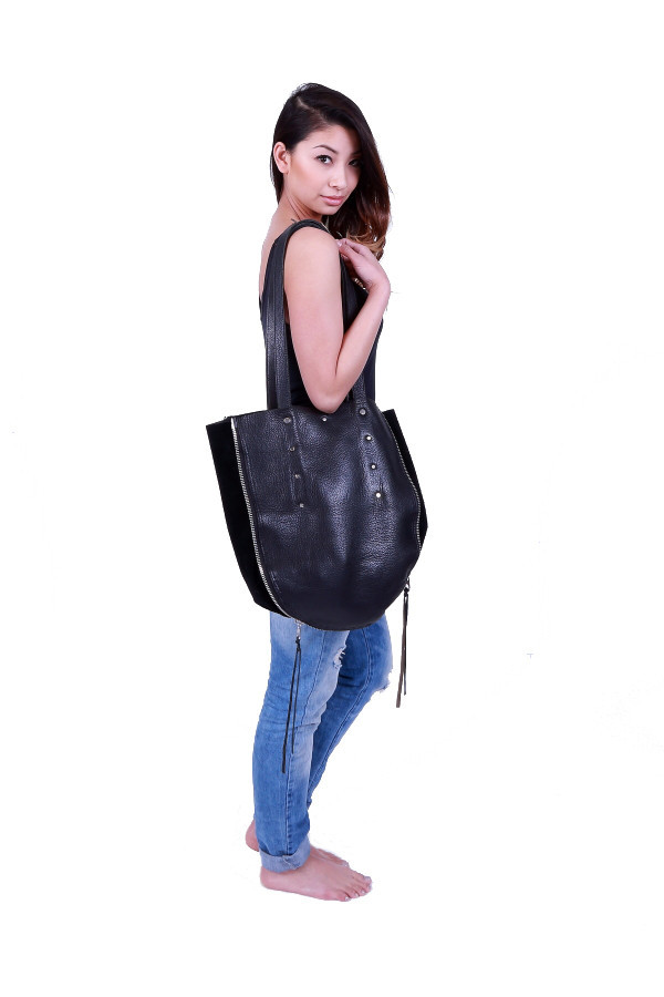 Tote- 3 way Tote- 3 way