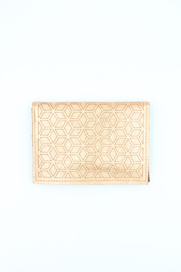 Molly M. Pouch 20 Molly M. Pouch 20