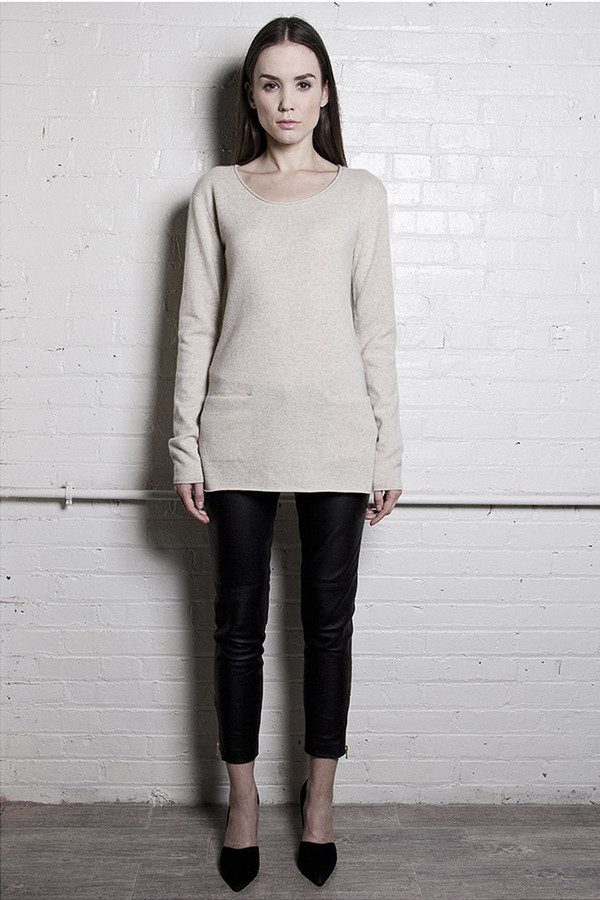 The Comfy Pocket Sweater The Comfy Pocket Sweater