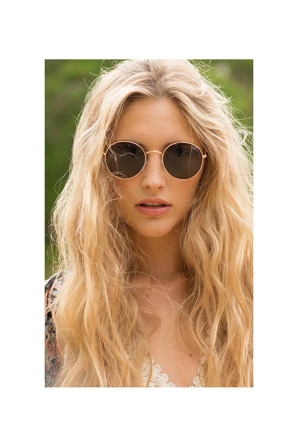 Quay Australia Mod Star Sunglasses Quay Australia Mod Star Sunglasses