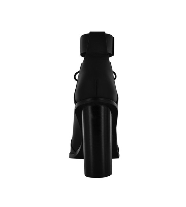 Senso Tia I in Calf Ebony Senso Tia I in Calf Ebony