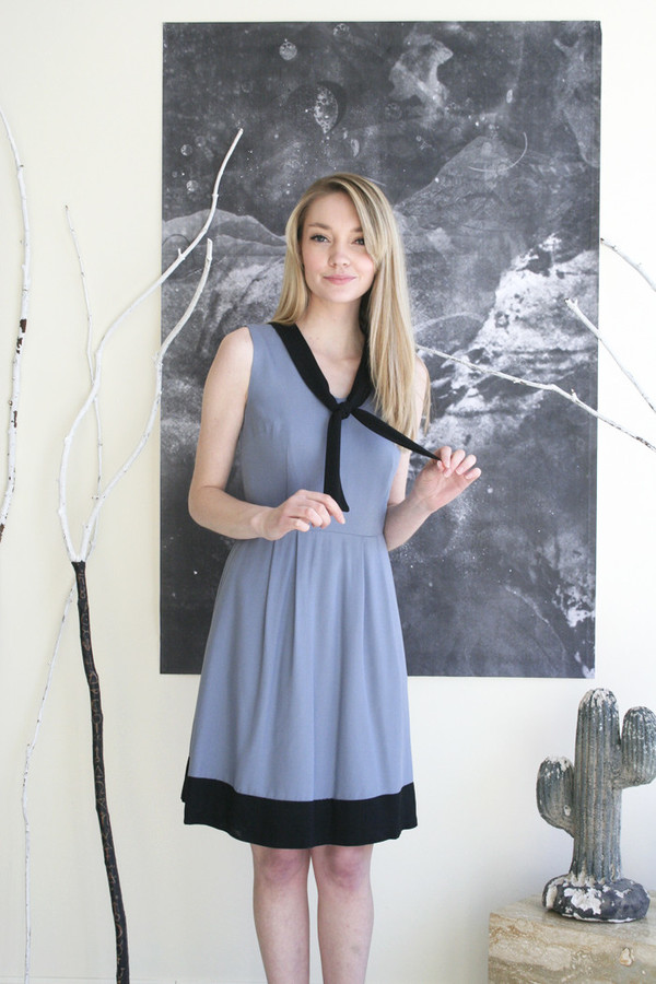 Birds of North America Hillstar Dress - Light Blue Birds of North America Hillstar Dress - Light Blue