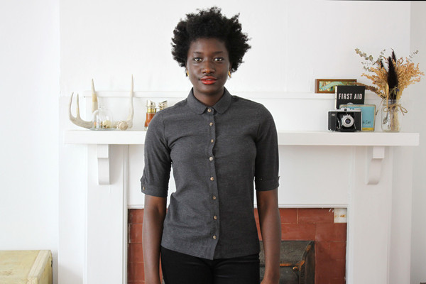 Betina Lou Pegg Blouse Charcoal Betina Lou Pegg Blouse Charcoal