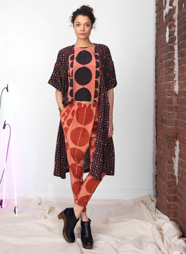 Seek Collective Cait Duster | black/pink portals print Seek Collective Cait Duster | black/pink portals print