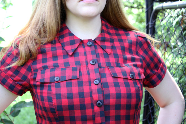 Birds of North America Visorbearer Dress (Buffalo Check) Birds of North America Visorbearer Dress (Buffalo Check)