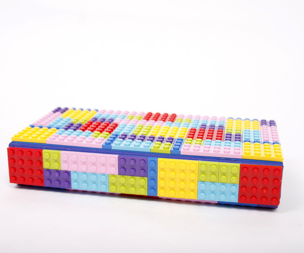 Chick Lit Designs LEGO Clutch Chick Lit Designs LEGO Clutch