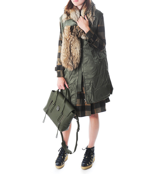 Flight Vest w Detachable Fur Stole Flight Vest w Detachable Fur Stole
