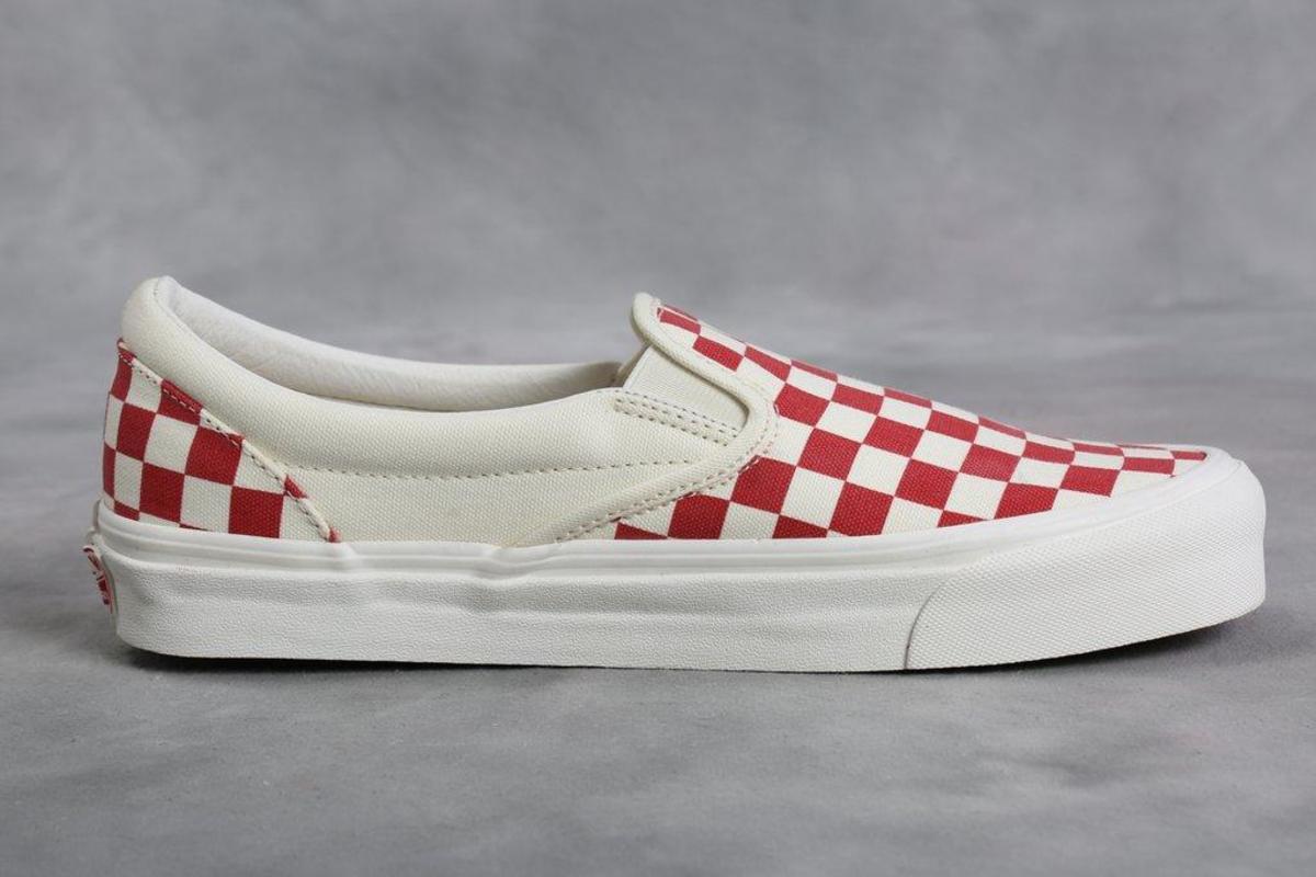 vans vault og slip on checkerboard red vans vault og slip on checkerboard red