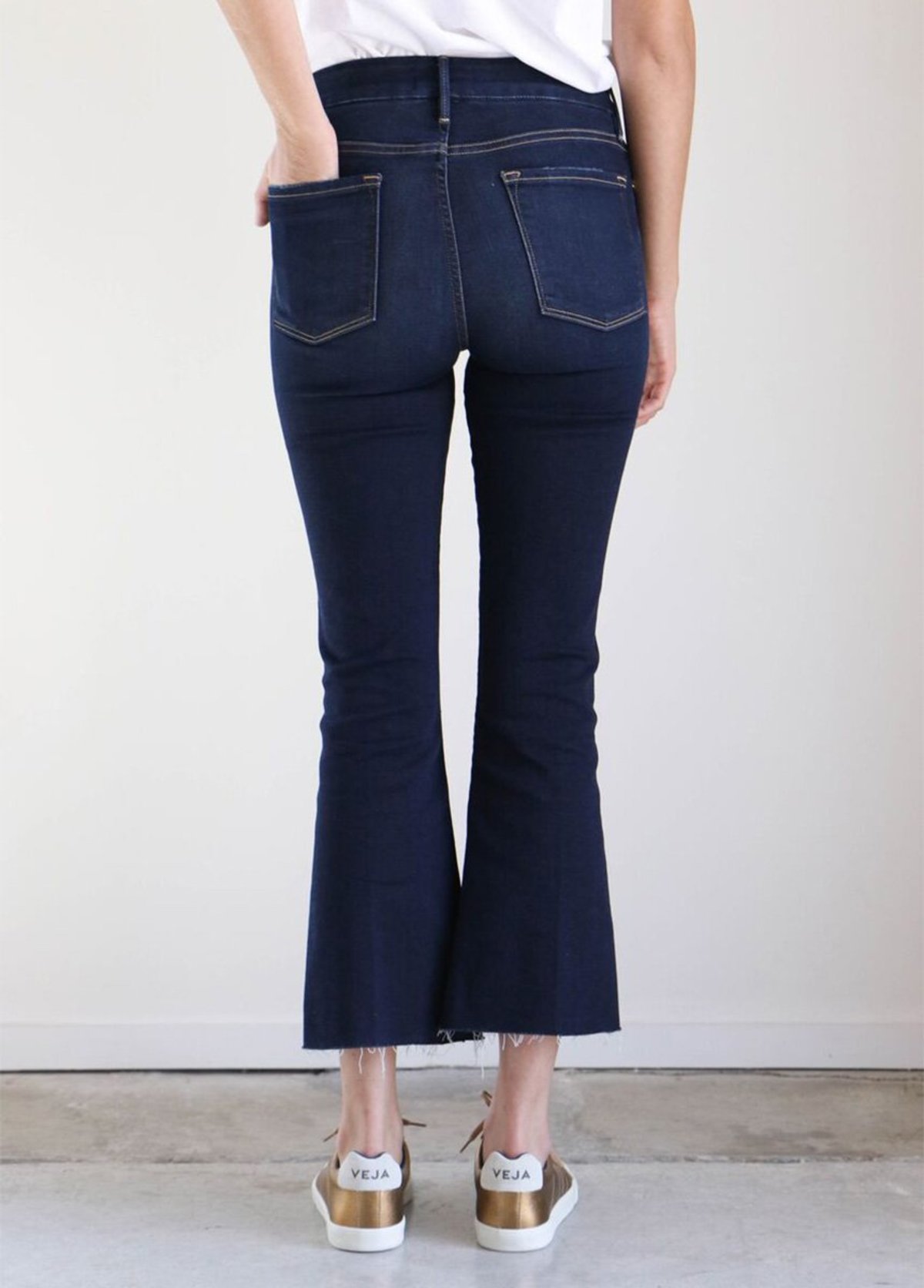 FRAME Denim Frame Le Crop Mini Boot in 